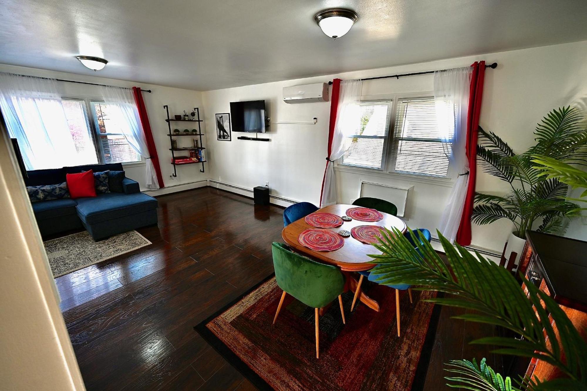 Bright & Cozy 2Nd Floor Apartment Close To Nyc Bloomfield Exterior photo